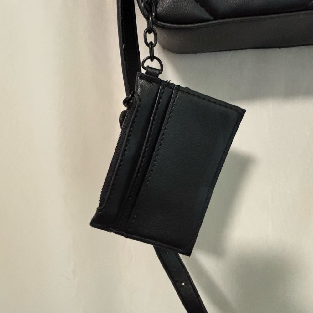 Steve Madden Quilted Black Crossbody Bag with Coin Pouch - Picture 3 of 13